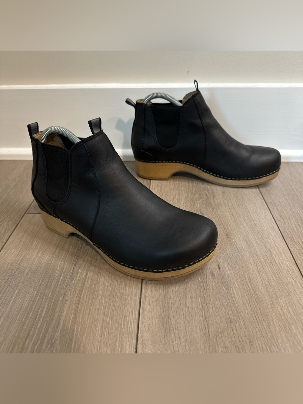 Dansko Womens Size 39 | 8.5-9 Becka Chelsea Black Leather Boots Ankle Booties